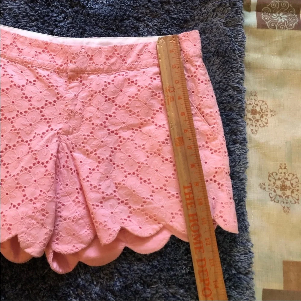 Lilly putlizer Pink Eyelet Women Shorts - Picture 5 of 8